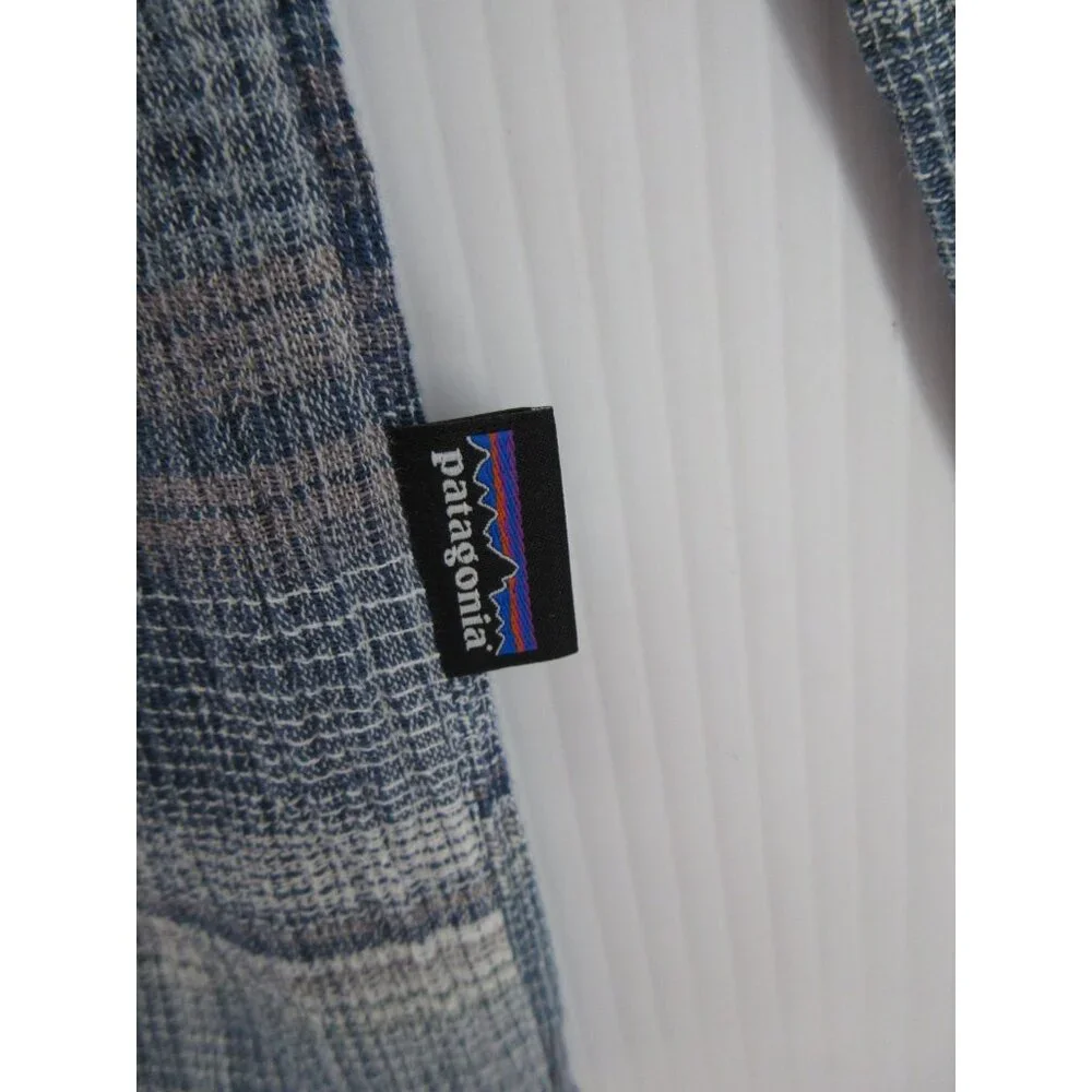 Patagonia Shirt Medium Button Up Shadow Plaid Textured Outdoor Organic